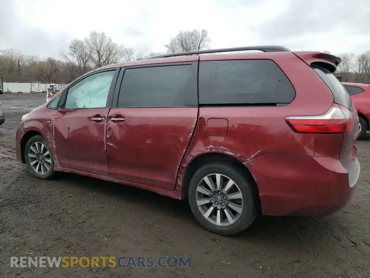2 Photograph of a damaged car 5TDDZ3DC2LS238429 TOYOTA All Models 2020