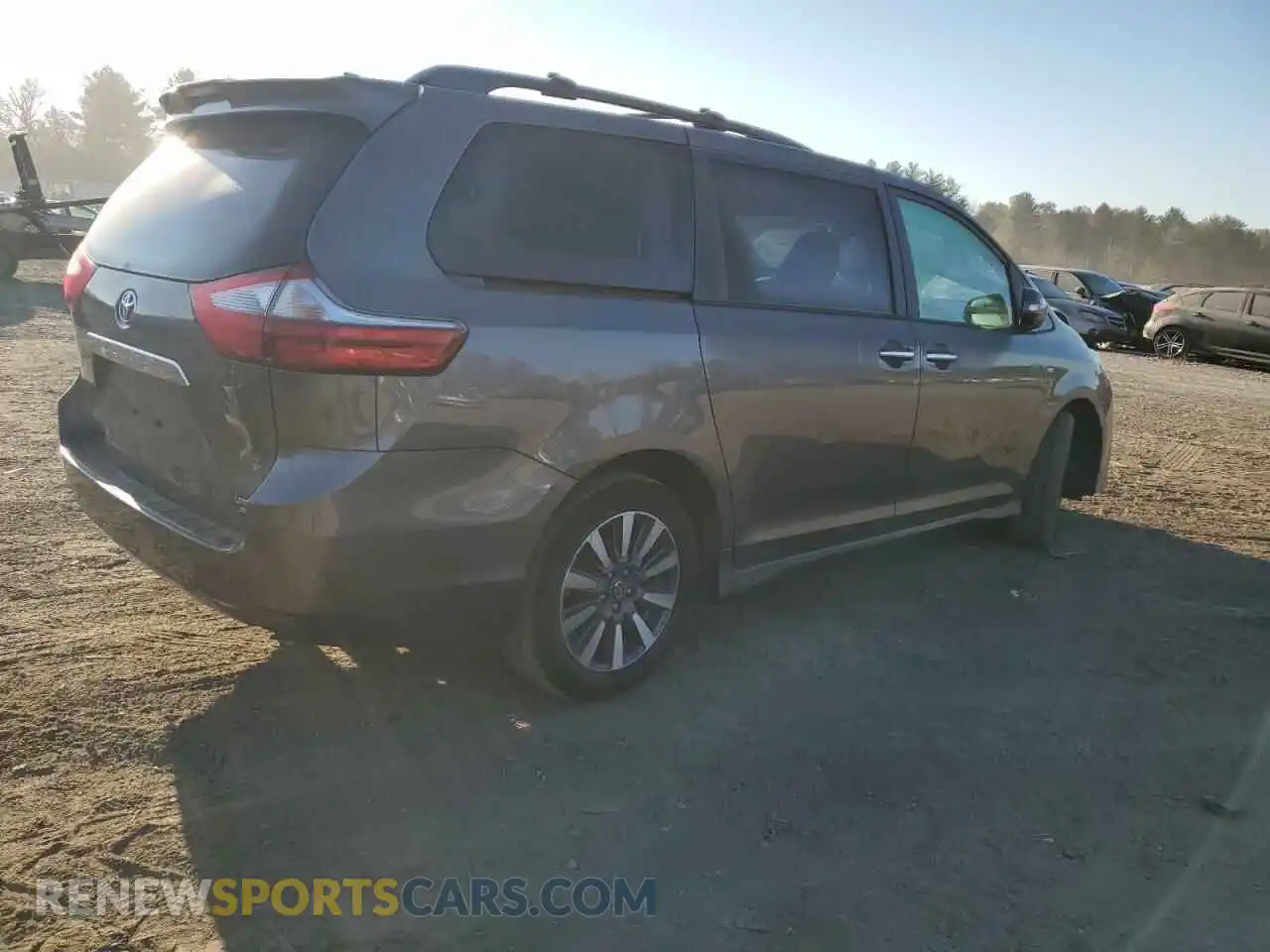3 Photograph of a damaged car 5TDDZ3DC2LS238723 TOYOTA All Models 2020