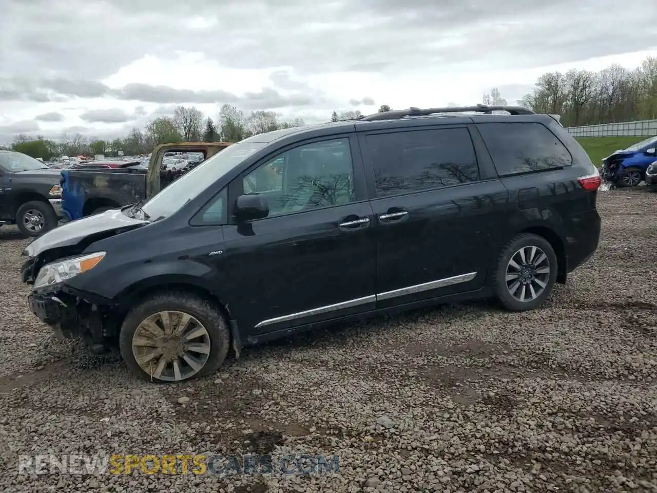 1 Photograph of a damaged car 5TDDZ3DC3LS229836 TOYOTA All Models 2020