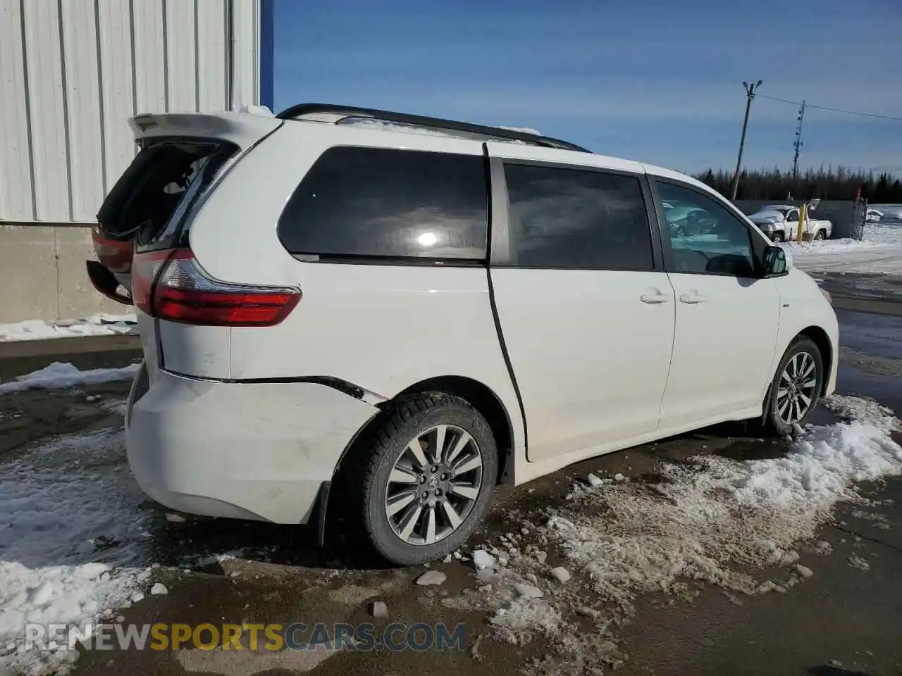3 Photograph of a damaged car 5TDJZ3DC1LS247710 TOYOTA All Models 2020