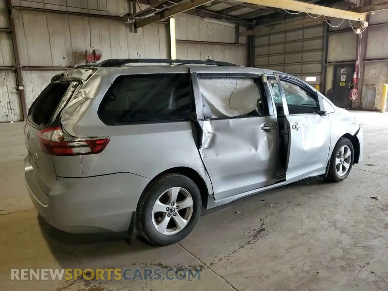 3 Photograph of a damaged car 5TDKZ3DC0LS049382 TOYOTA All Models 2020
