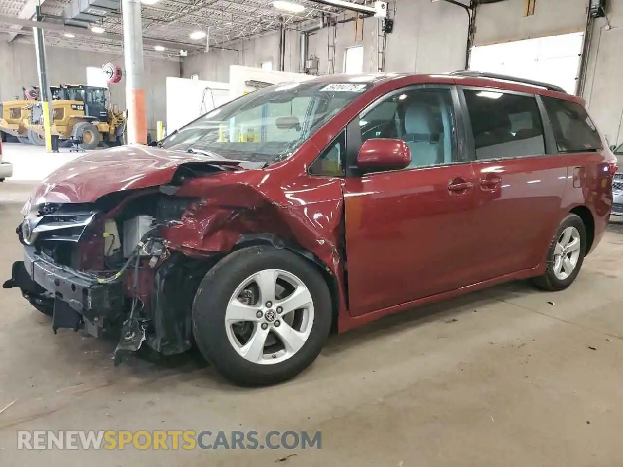 1 Photograph of a damaged car 5TDKZ3DC2LS070962 TOYOTA All Models 2020