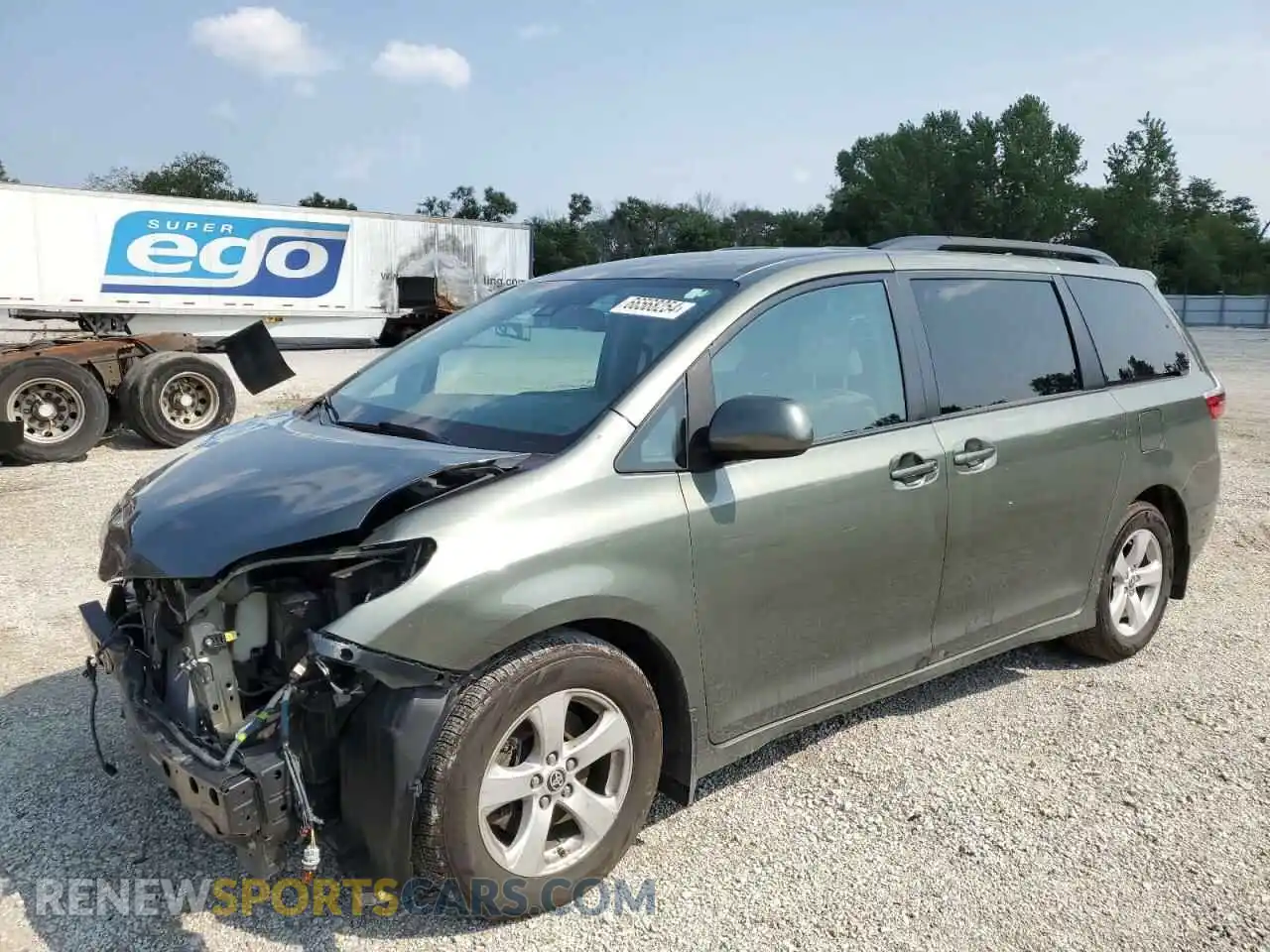 1 Photograph of a damaged car 5TDKZ3DC3LS061476 TOYOTA All Models 2020