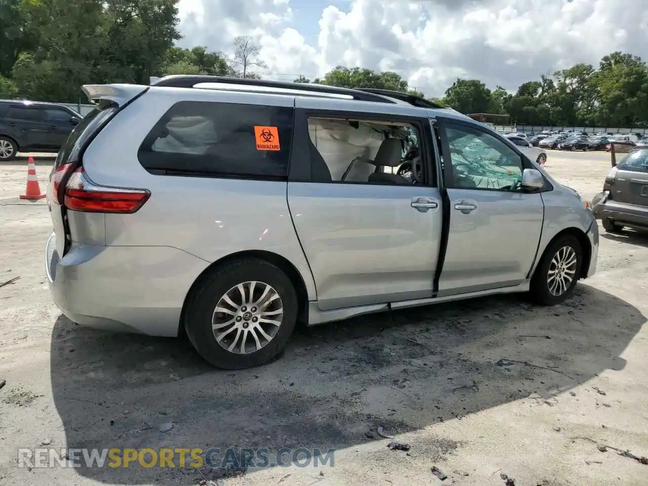 3 Photograph of a damaged car 5TDYZ3DC0LS034178 TOYOTA All Models 2020