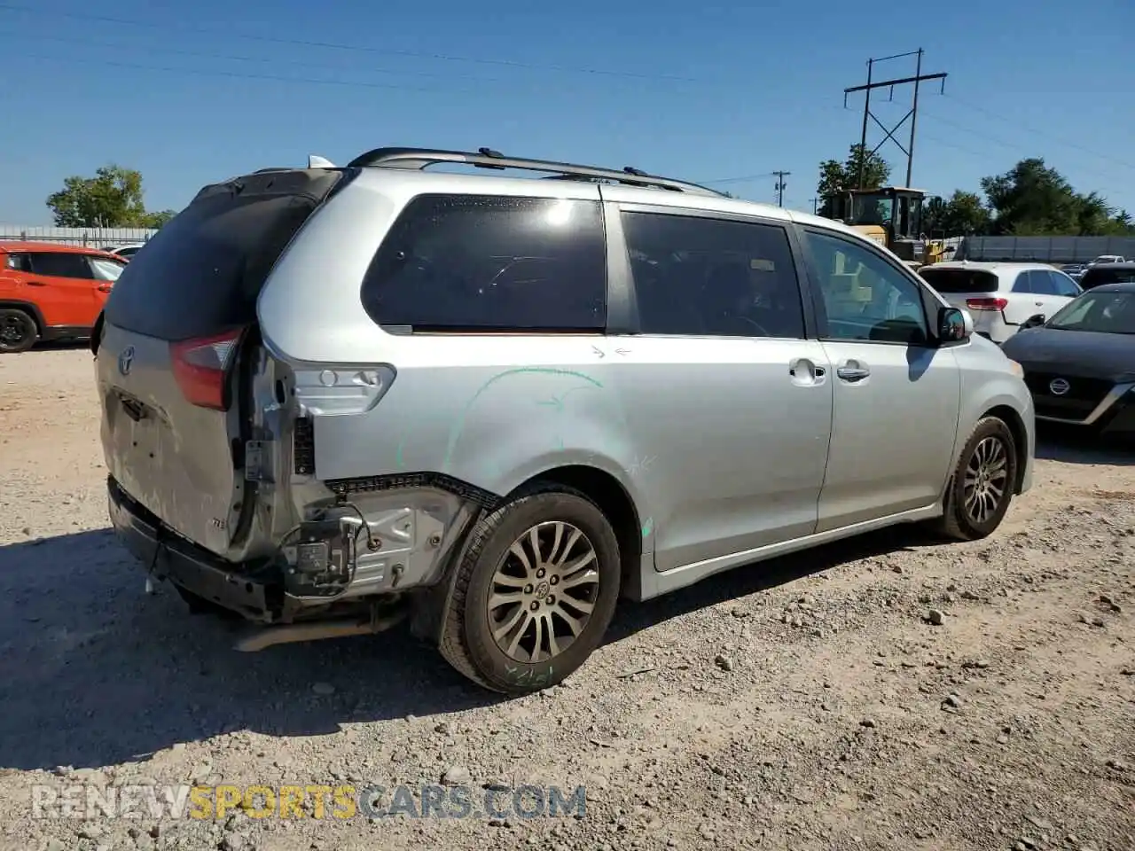 3 Photograph of a damaged car 5TDYZ3DC5LS076264 TOYOTA All Models 2020