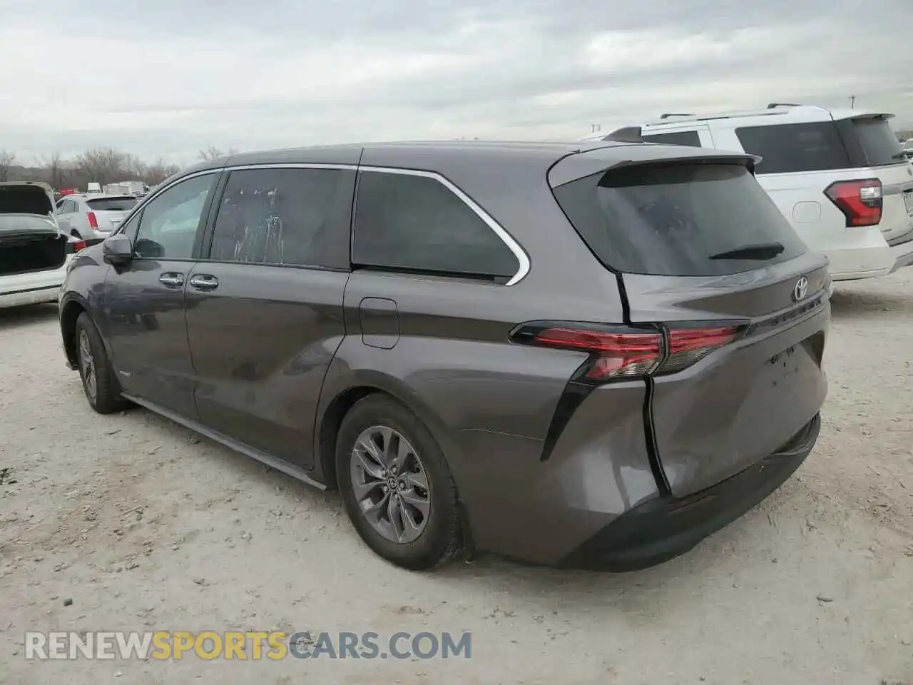 2 fotografías del automóvil dañado 5TDGRKEC2MS001379 TOYOTA All Models 2021