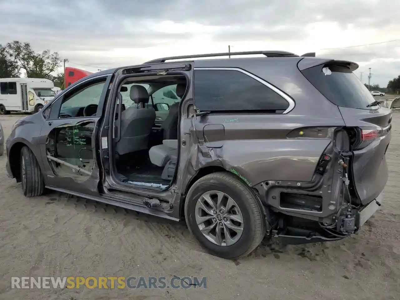 2 Photograph of a damaged car 5TDJRKEC1MS007566 TOYOTA All Models 2021