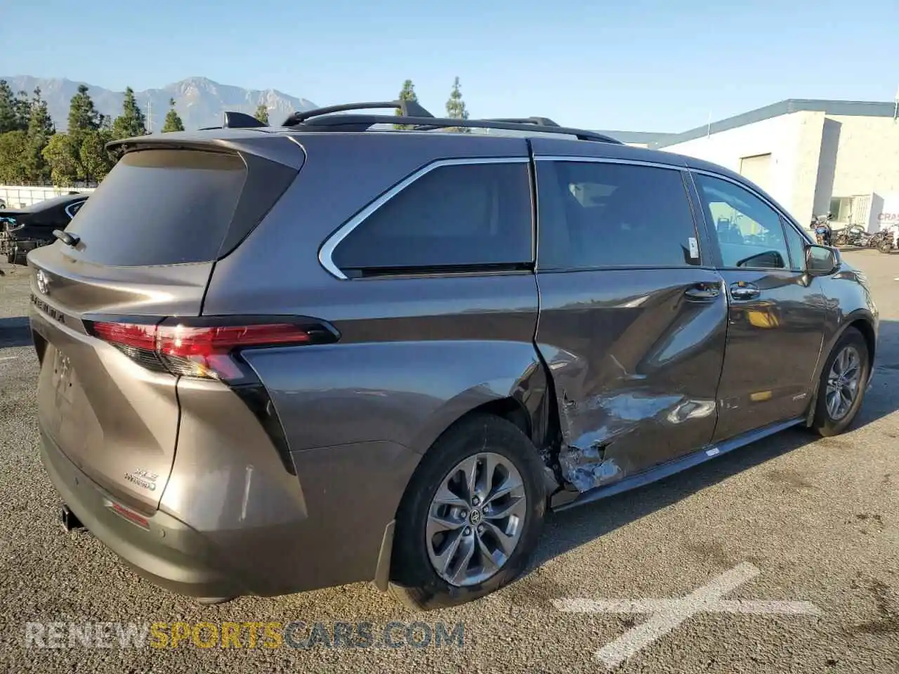 3 Photograph of a damaged car 5TDJRKEC1MS030555 TOYOTA All Models 2021