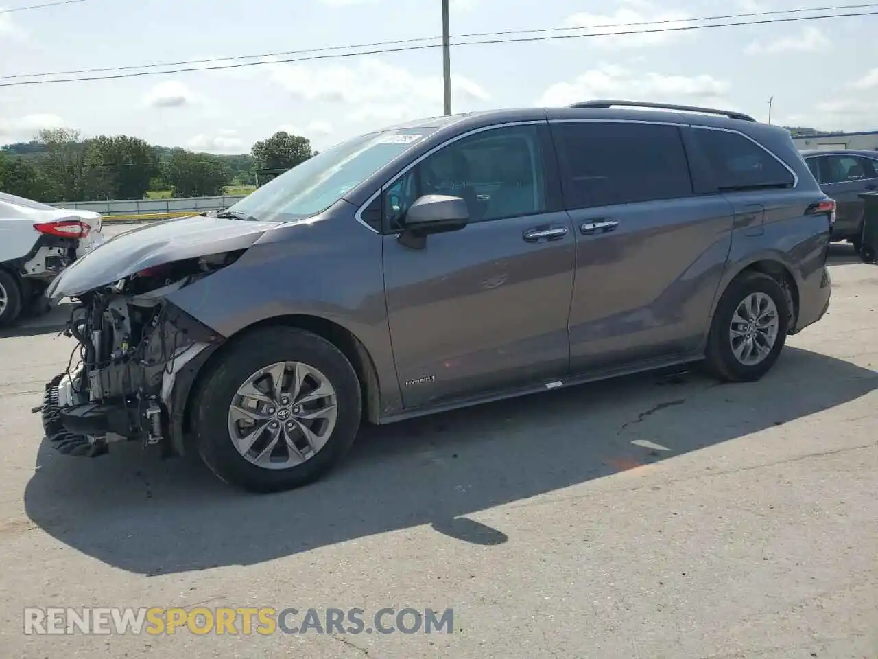 1 Photograph of a damaged car 5TDJRKEC8MS003563 TOYOTA All Models 2021