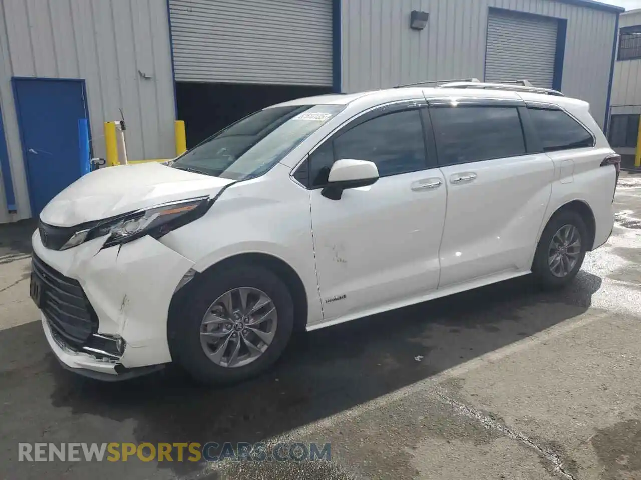 1 Photograph of a damaged car 5TDJRKEC9MS062895 TOYOTA All Models 2021
