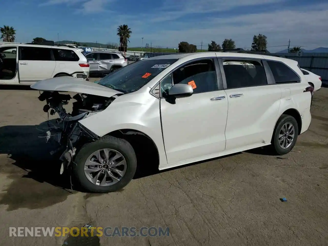 1 Photograph of a damaged car 5TDJRKECXMS001992 TOYOTA All Models 2021