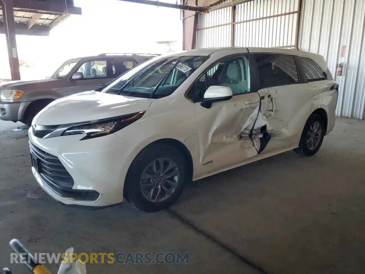 1 Photograph of a damaged car 5TDKRKEC2MS038426 TOYOTA All Models 2021