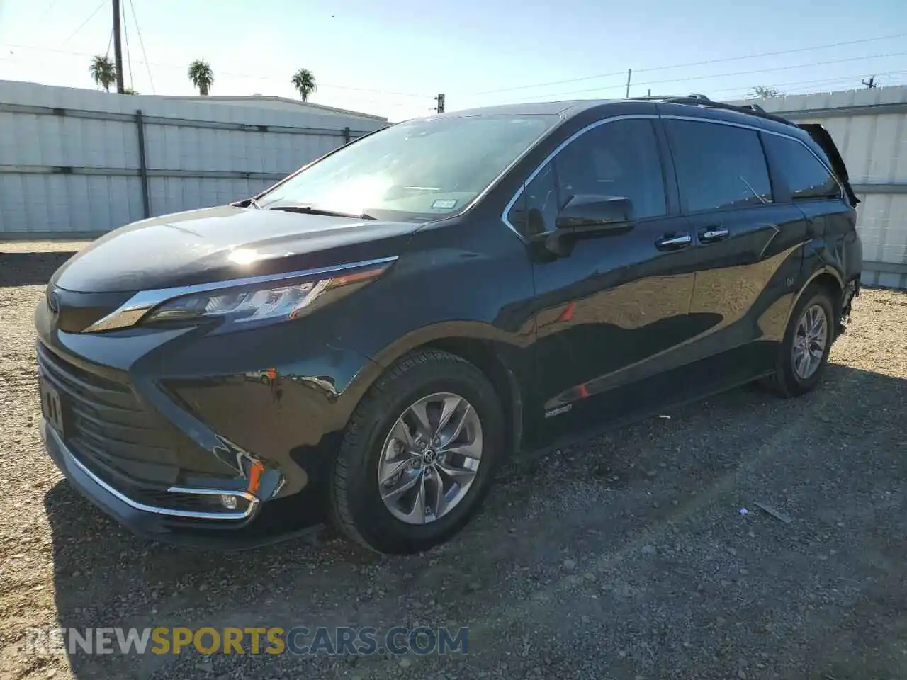 1 Photograph of a damaged car 5TDYRKEC2MS016551 TOYOTA All Models 2021
