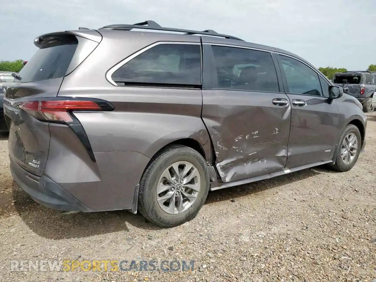 3 Photograph of a damaged car 5TDYRKEC6MS028816 TOYOTA All Models 2021