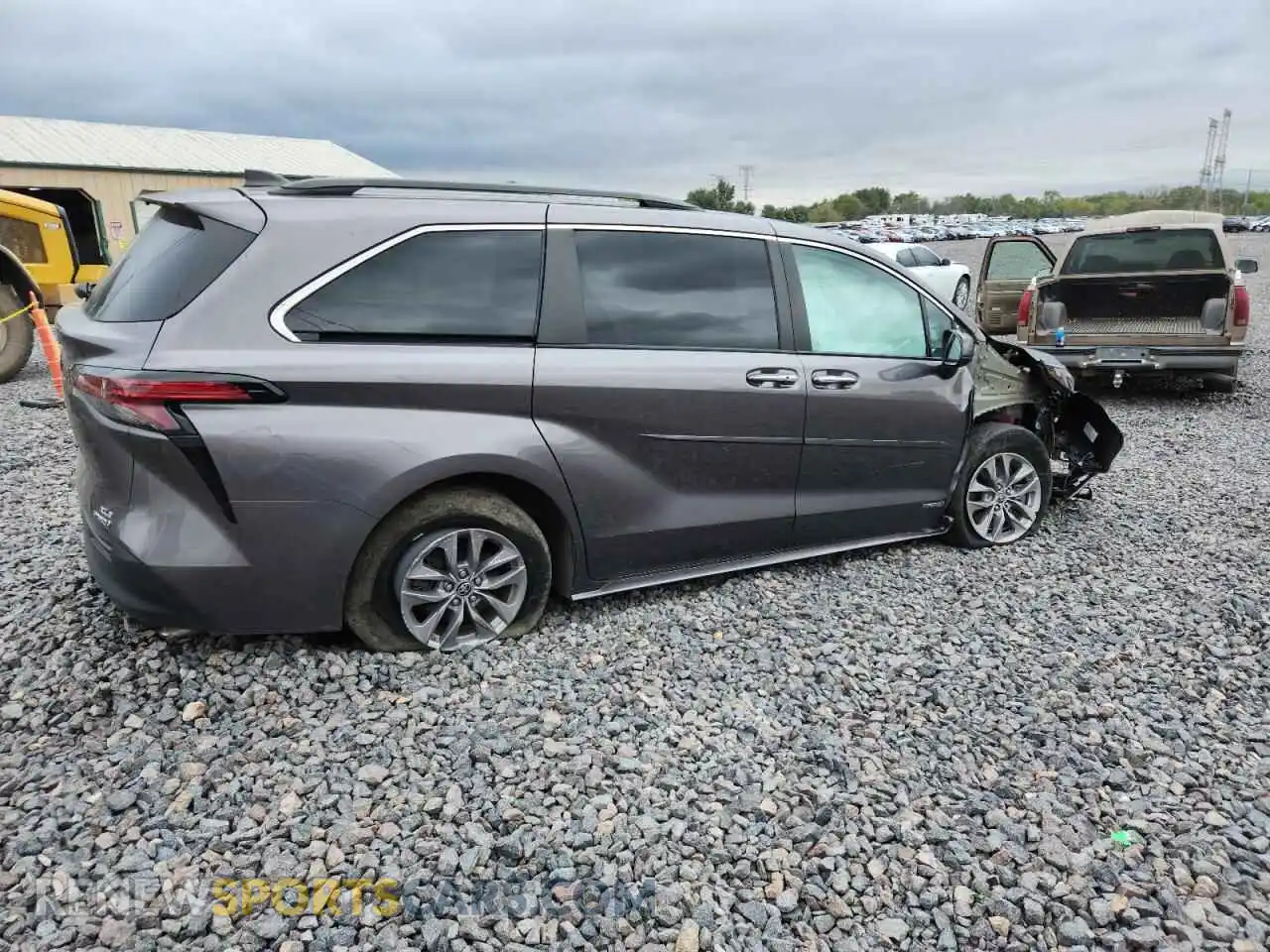 3 Photograph of a damaged car 5TDYRKEC8MS053572 TOYOTA All Models 2021