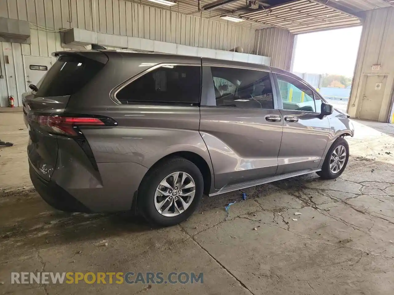 3 Photograph of a damaged car 5TDYRKECXMS016460 TOYOTA All Models 2021