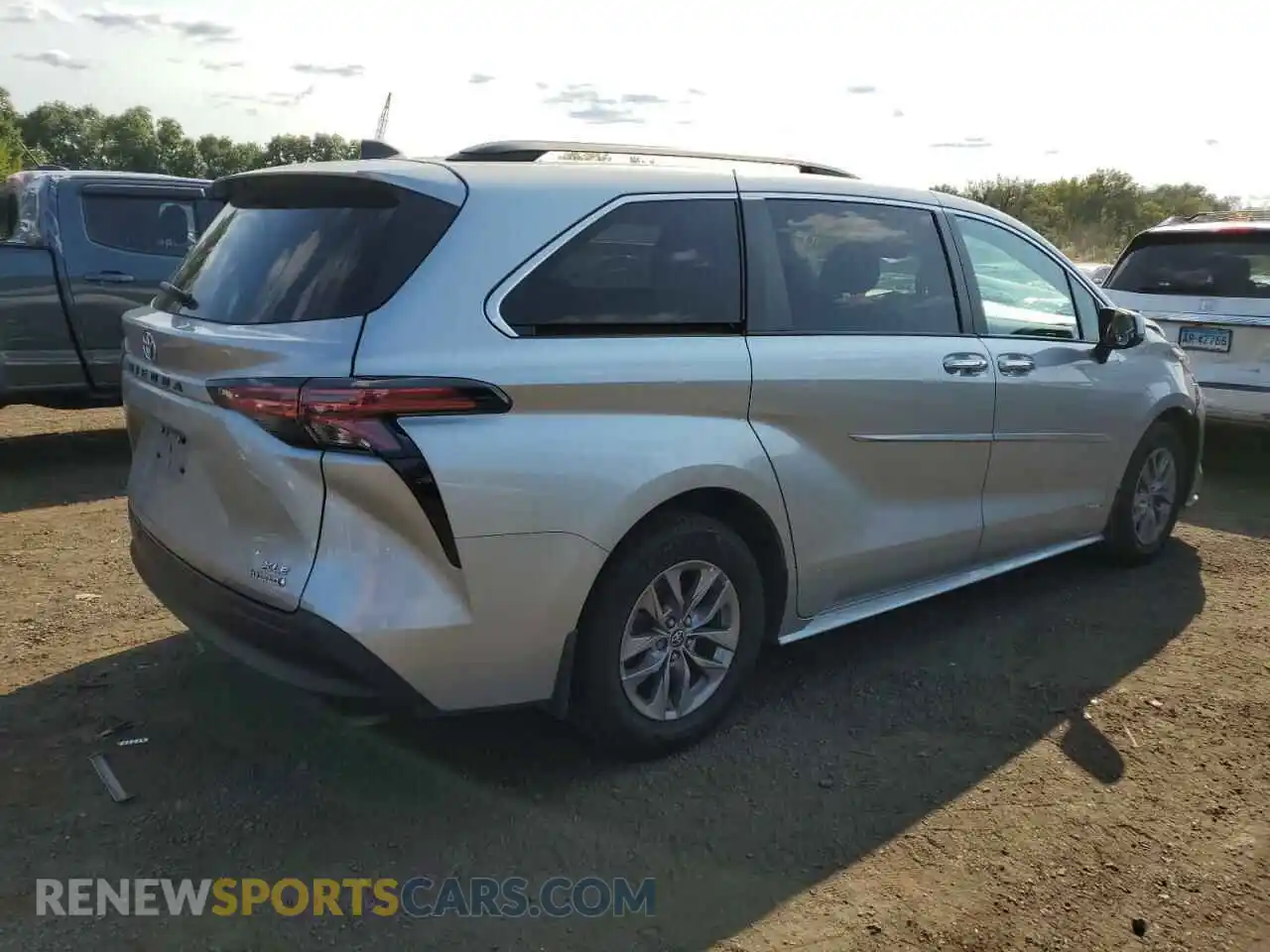 3 Photograph of a damaged car 5TDYRKECXMS029046 TOYOTA All Models 2021