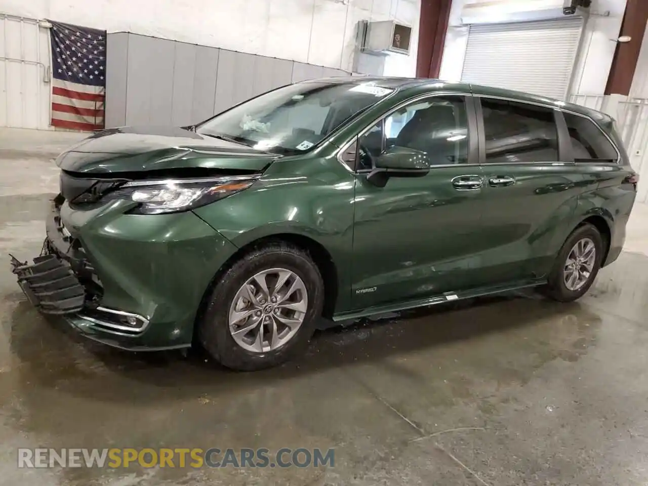 1 Photograph of a damaged car 5TDYSKFC8MS016752 TOYOTA All Models 2021