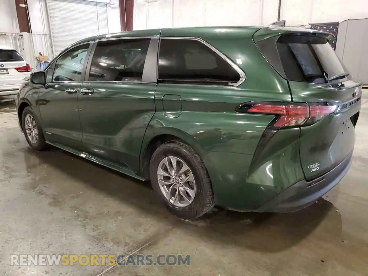 2 Photograph of a damaged car 5TDYSKFC8MS016752 TOYOTA All Models 2021