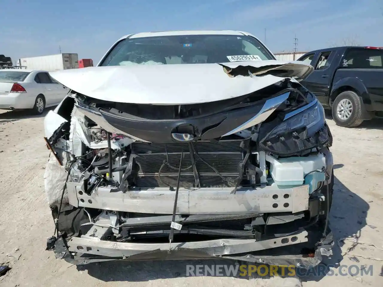 5 Photograph of a damaged car 5TDYRKEC1NS082932 TOYOTA All Models 2022