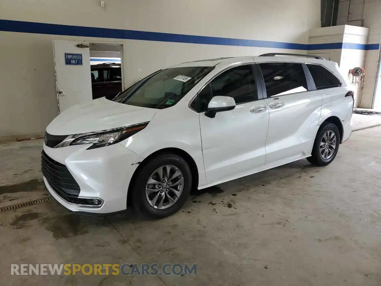 1 Photograph of a damaged car 5TDJRKEC7PS151496 TOYOTA All Models 2023