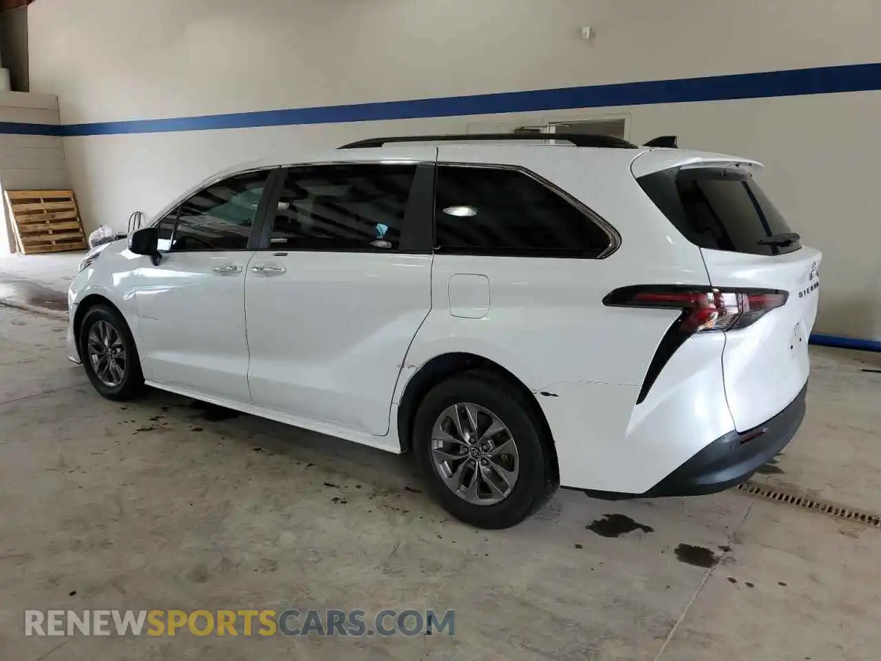 2 Photograph of a damaged car 5TDJRKEC7PS151496 TOYOTA All Models 2023