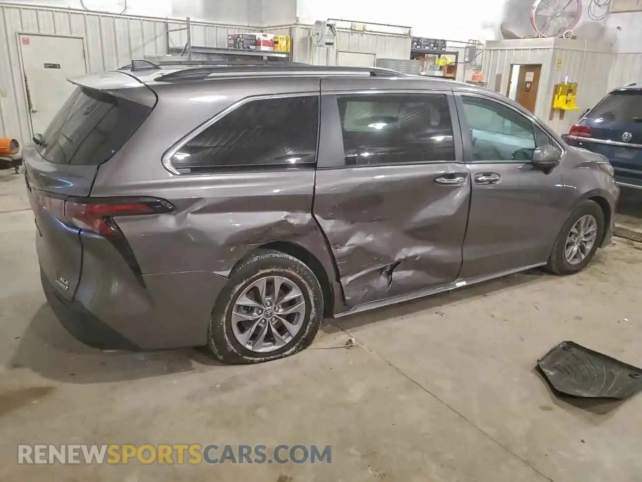 3 Фотография поврежденного автомобиля 5TDJSKFC3PS091204 TOYOTA All Models 2023