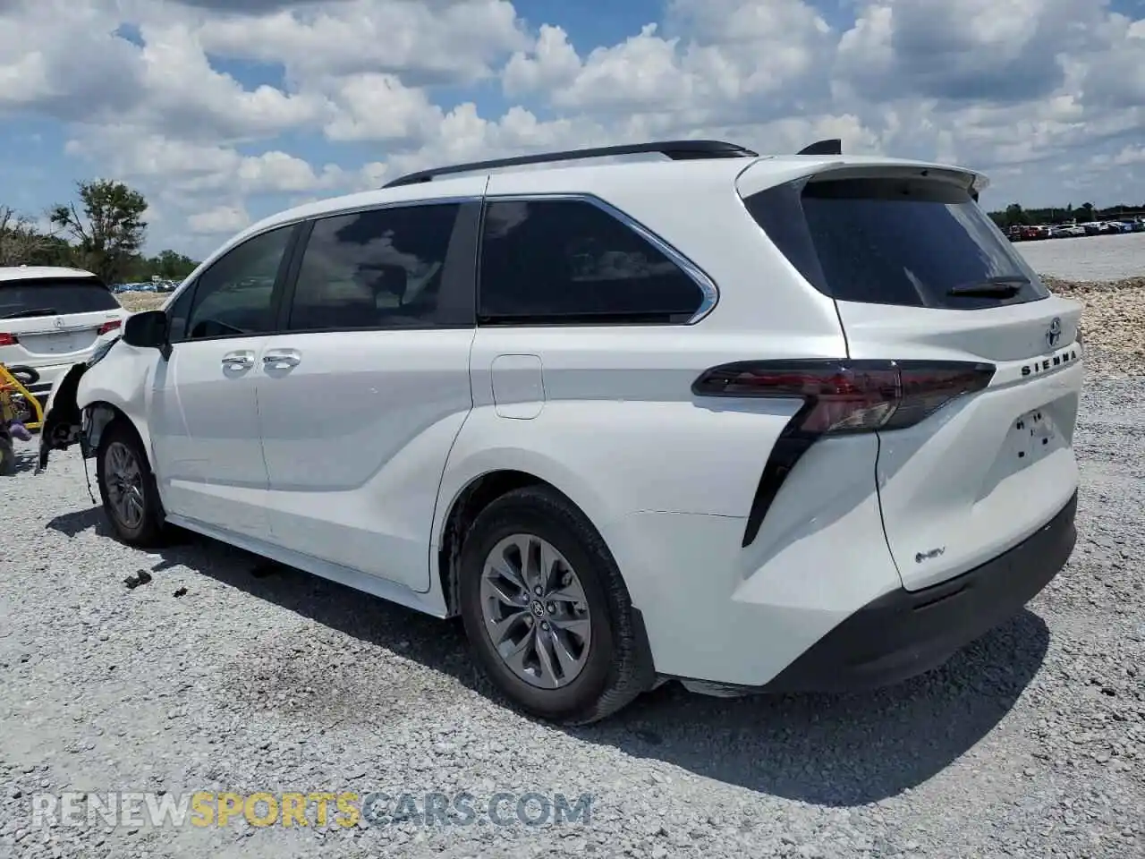2 Photograph of a damaged car 5TDJRKECXSS260933 TOYOTA All Models 2025