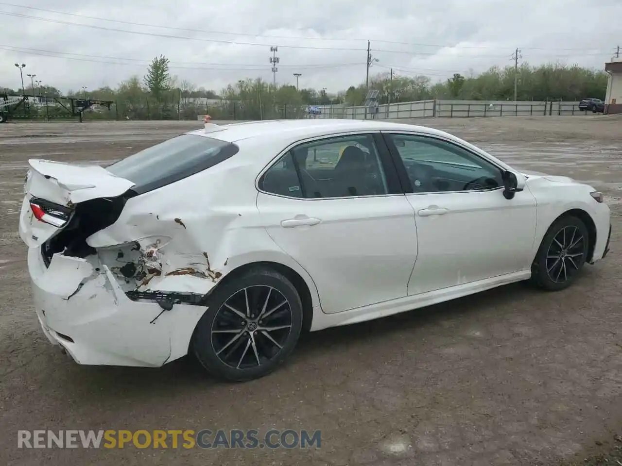 3 Photograph of a damaged car 4T1G11AKXMU455269 TOYOTA ALL OTHER 2021