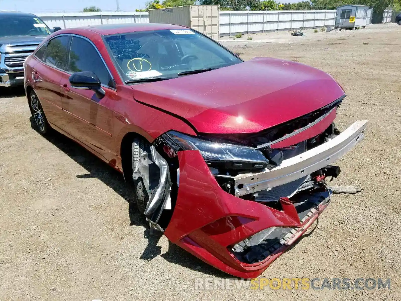 1 Photograph of a damaged car 4T1BZ1FB1KU026174 TOYOTA AVALON 2019