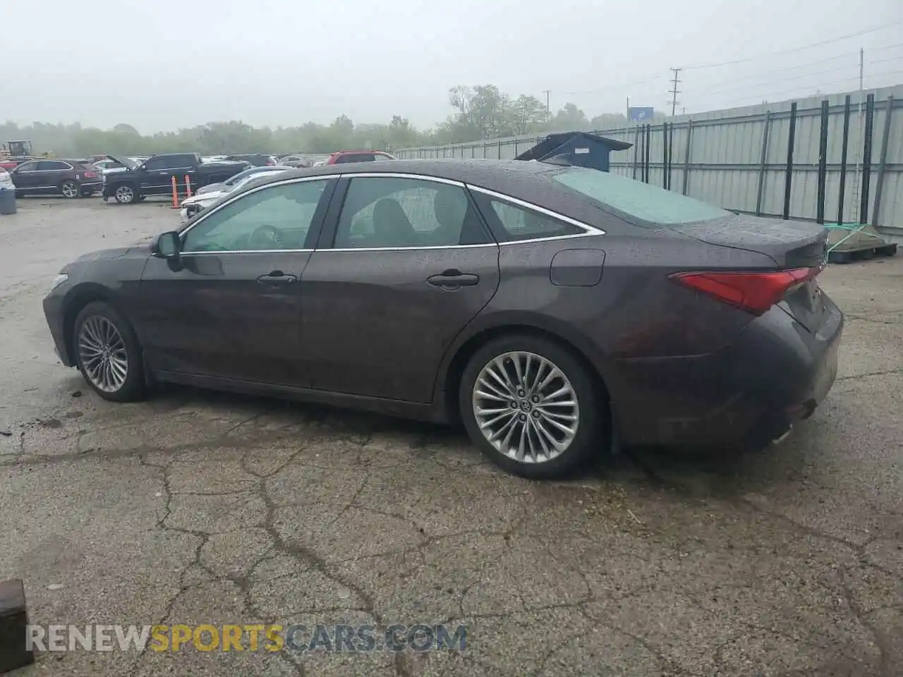 2 fotografías del automóvil dañado 4T1BZ1FB3KU026175 TOYOTA AVALON 2019