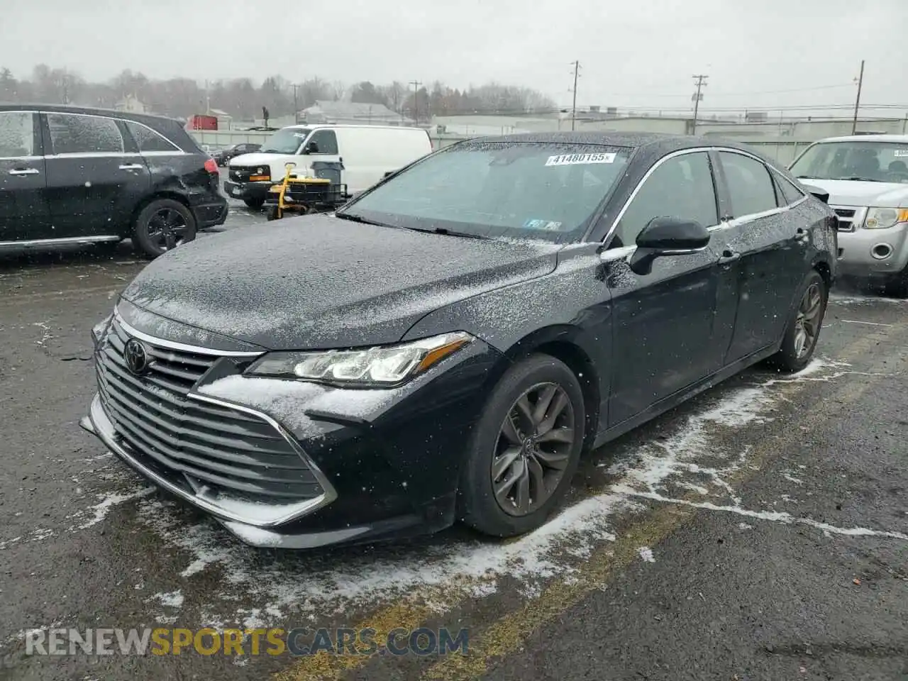1 Photograph of a damaged car 4T1AZ1FB3LU045211 TOYOTA AVALON 2020