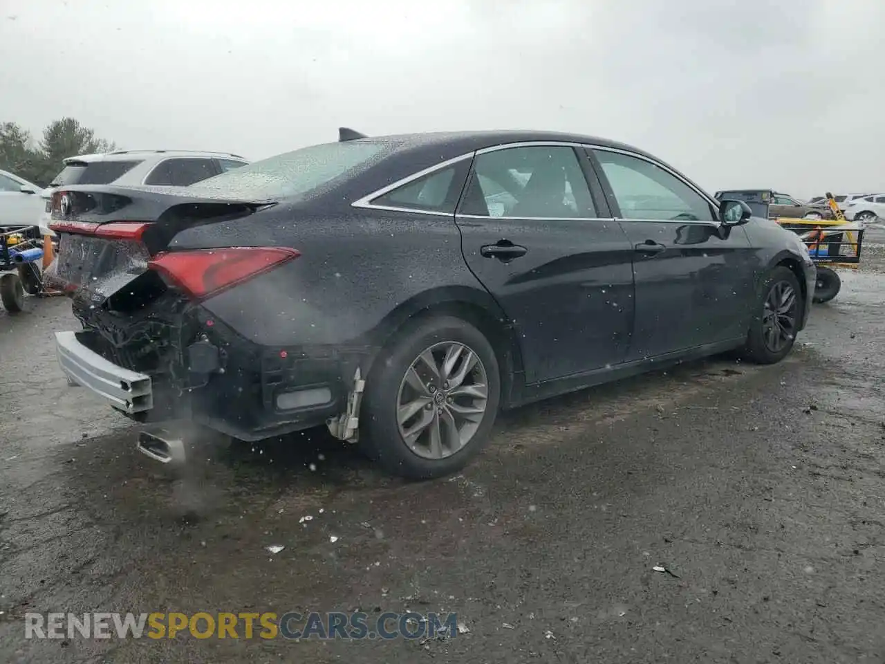 3 Photograph of a damaged car 4T1AZ1FB3LU045211 TOYOTA AVALON 2020