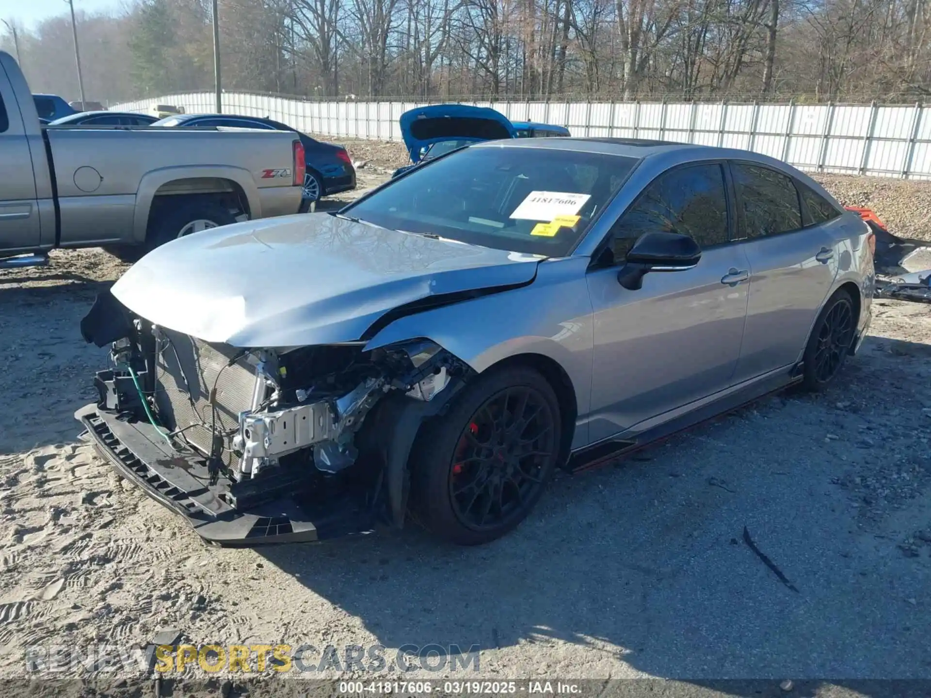 2 fotografías del automóvil dañado 4T1FZ1FB0LU048279 TOYOTA AVALON 2020