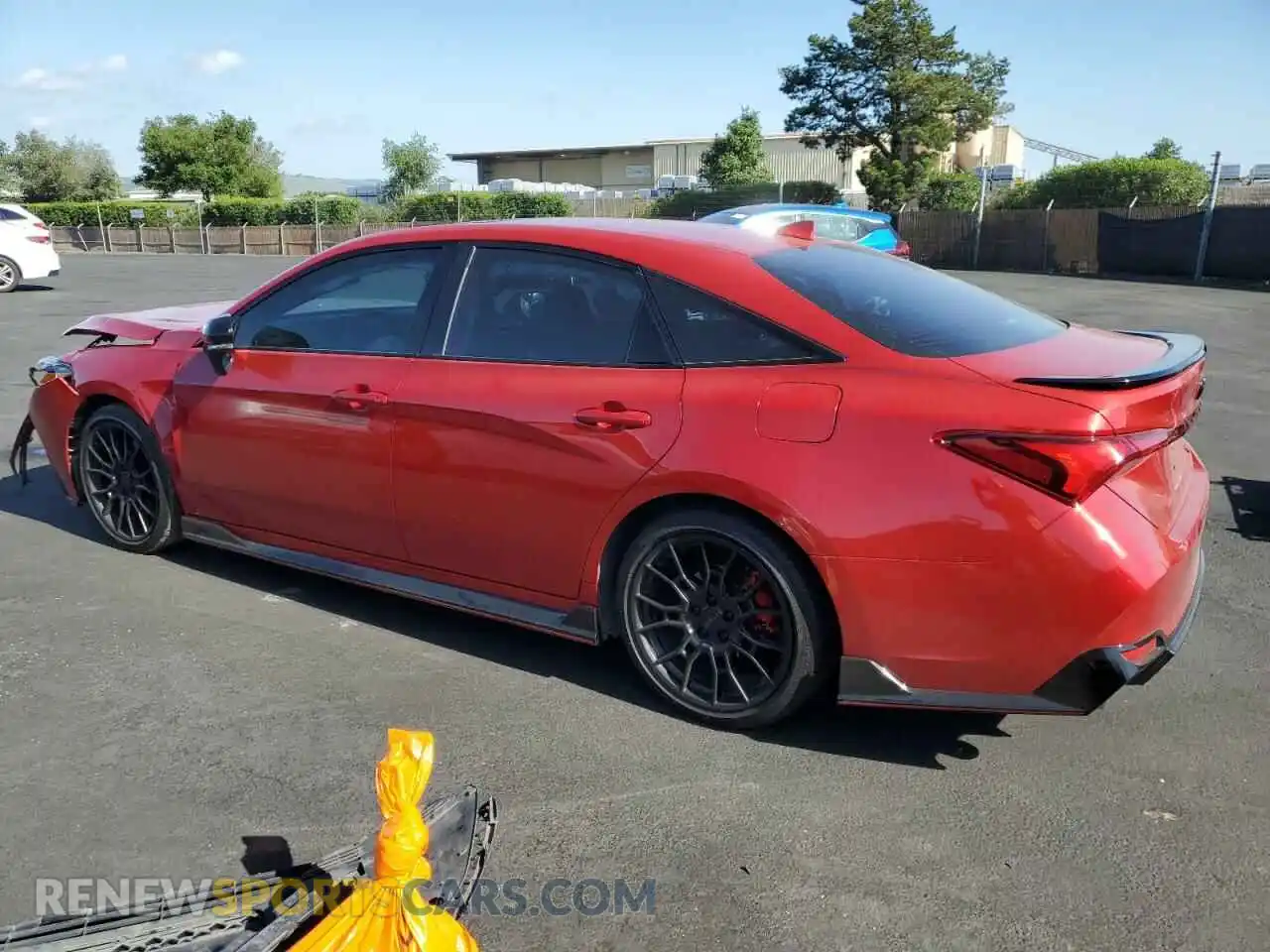 2 Photograph of a damaged car 4T1FZ1FB2LU040863 TOYOTA AVALON 2020