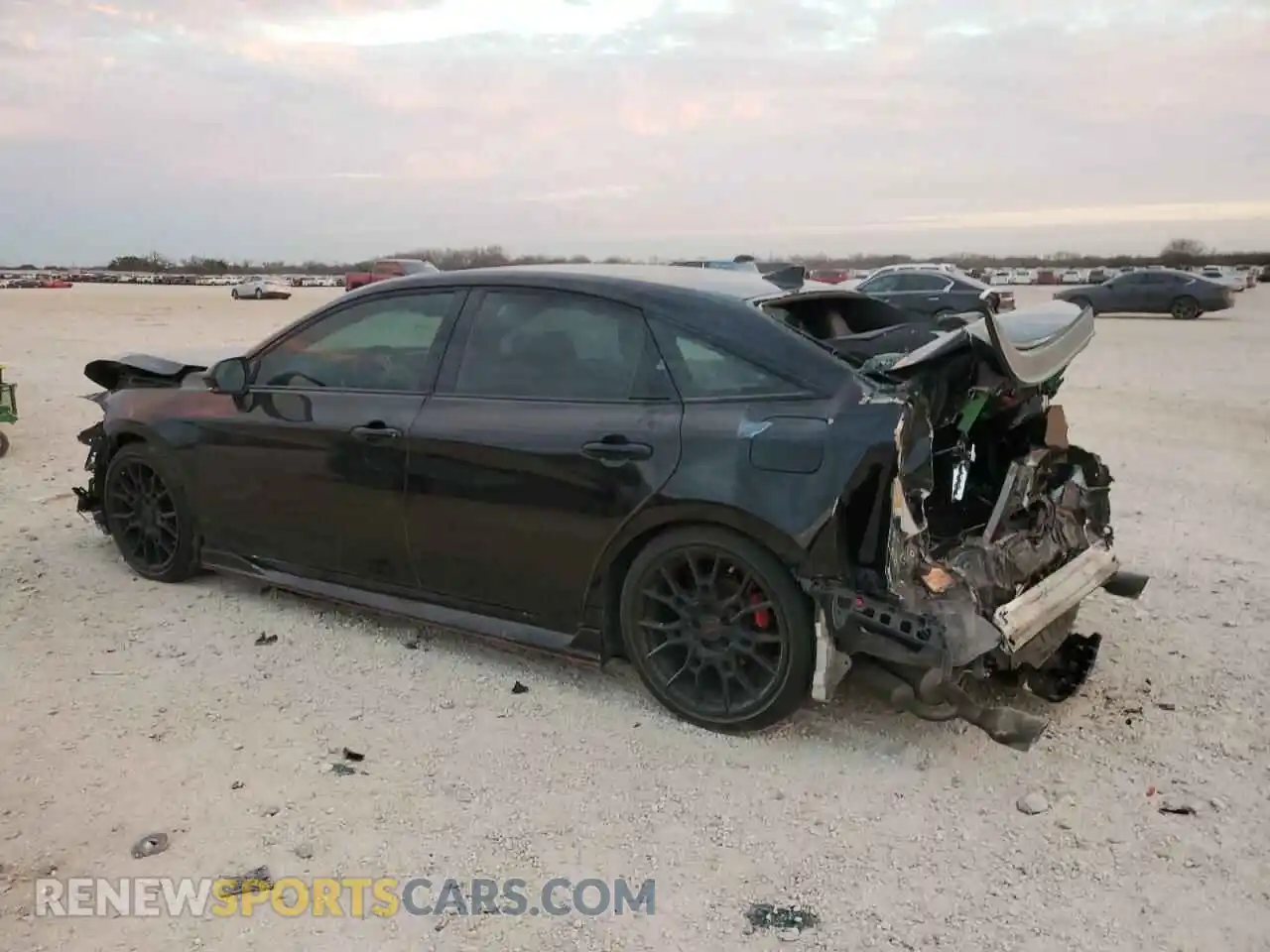 2 Photograph of a damaged car 4T1FZ1FB2LU041947 TOYOTA AVALON 2020