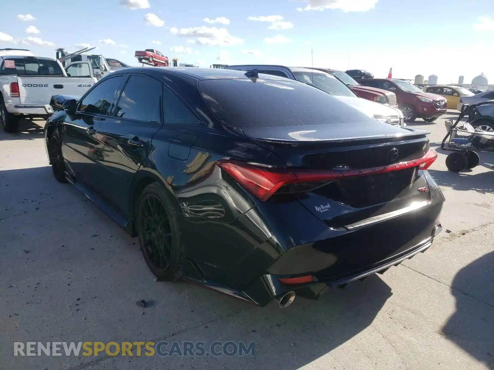 3 Photograph of a damaged car 4T1FZ1FB3LU039446 TOYOTA AVALON 2020