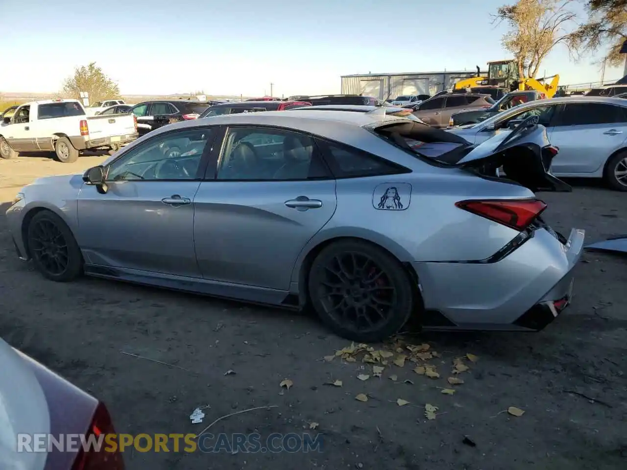 2 Photograph of a damaged car 4T1FZ1FB5LU053204 TOYOTA AVALON 2020