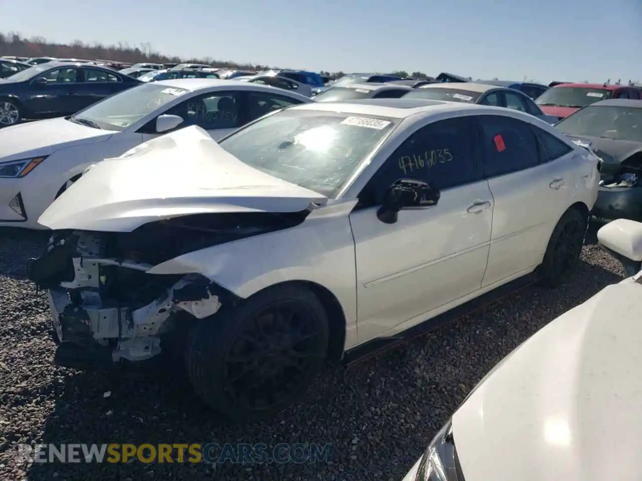 1 Photograph of a damaged car 4T1FZ1FB6LU051087 TOYOTA AVALON 2020