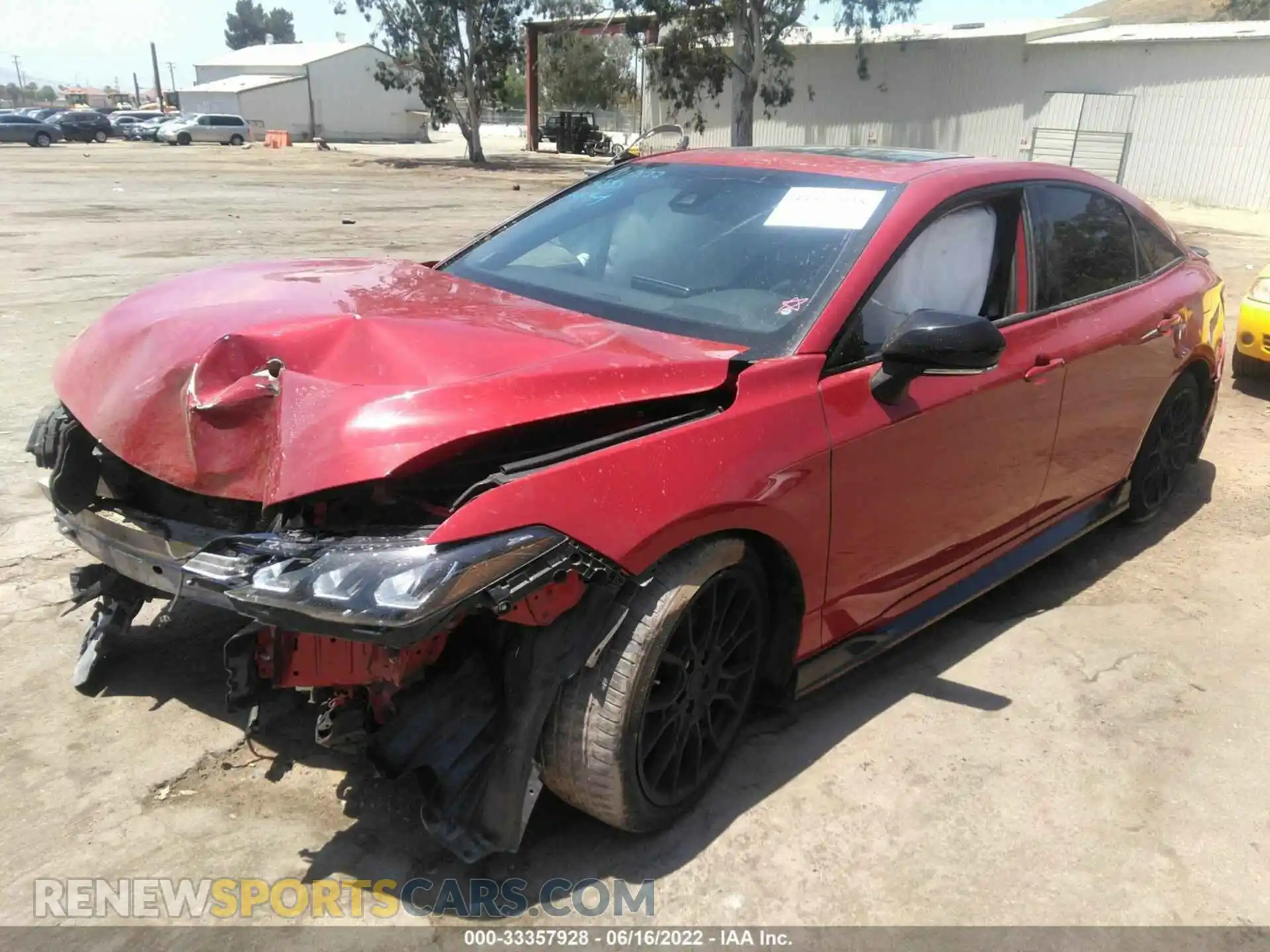 2 Photograph of a damaged car 4T1FZ1FB7LU050322 TOYOTA AVALON 2020