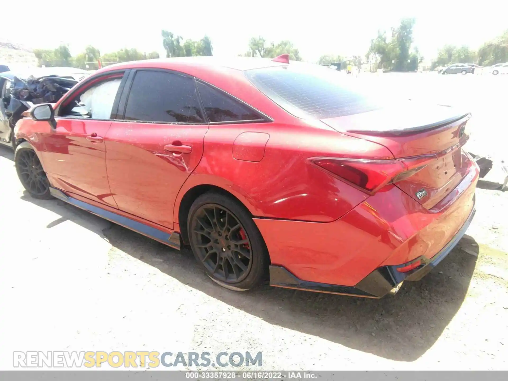 3 Photograph of a damaged car 4T1FZ1FB7LU050322 TOYOTA AVALON 2020