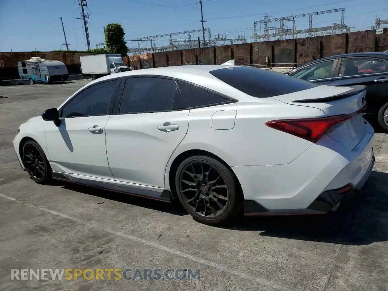 2 Фотография поврежденного автомобиля 4T1FZ1FB8LU043038 TOYOTA AVALON 2020