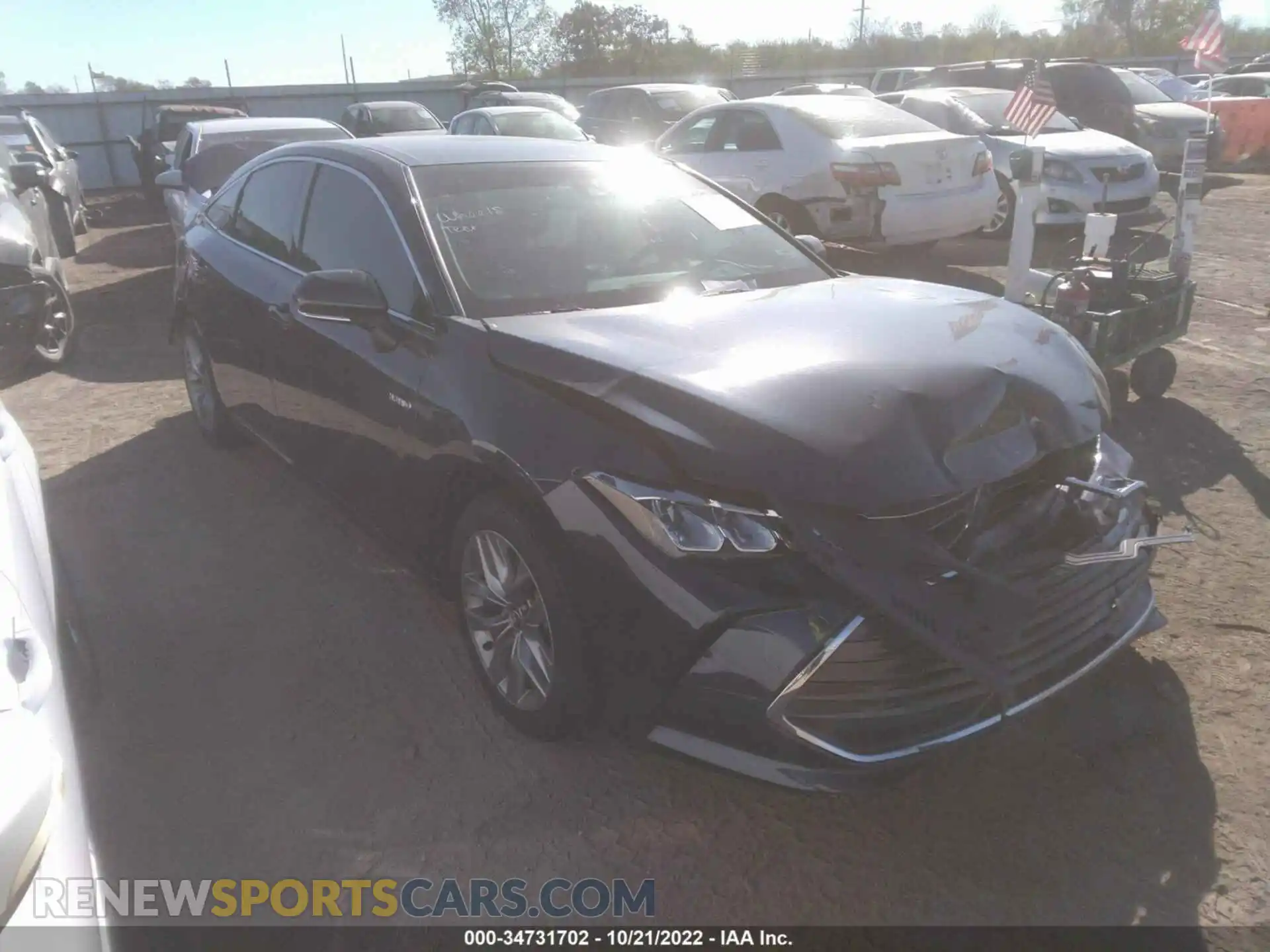 1 Photograph of a damaged car 4T1J21FB9LU014047 TOYOTA AVALON 2020