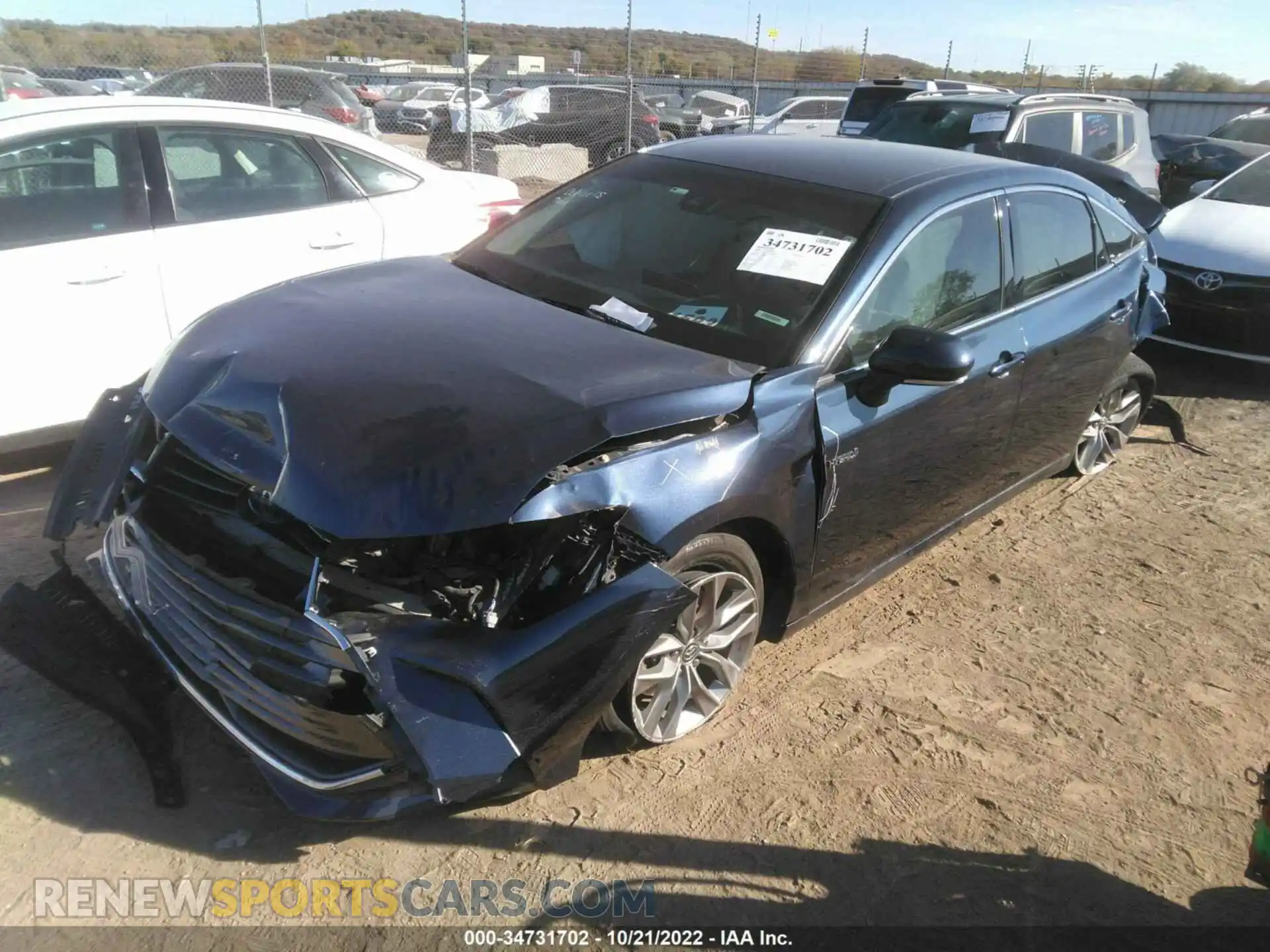 2 Photograph of a damaged car 4T1J21FB9LU014047 TOYOTA AVALON 2020