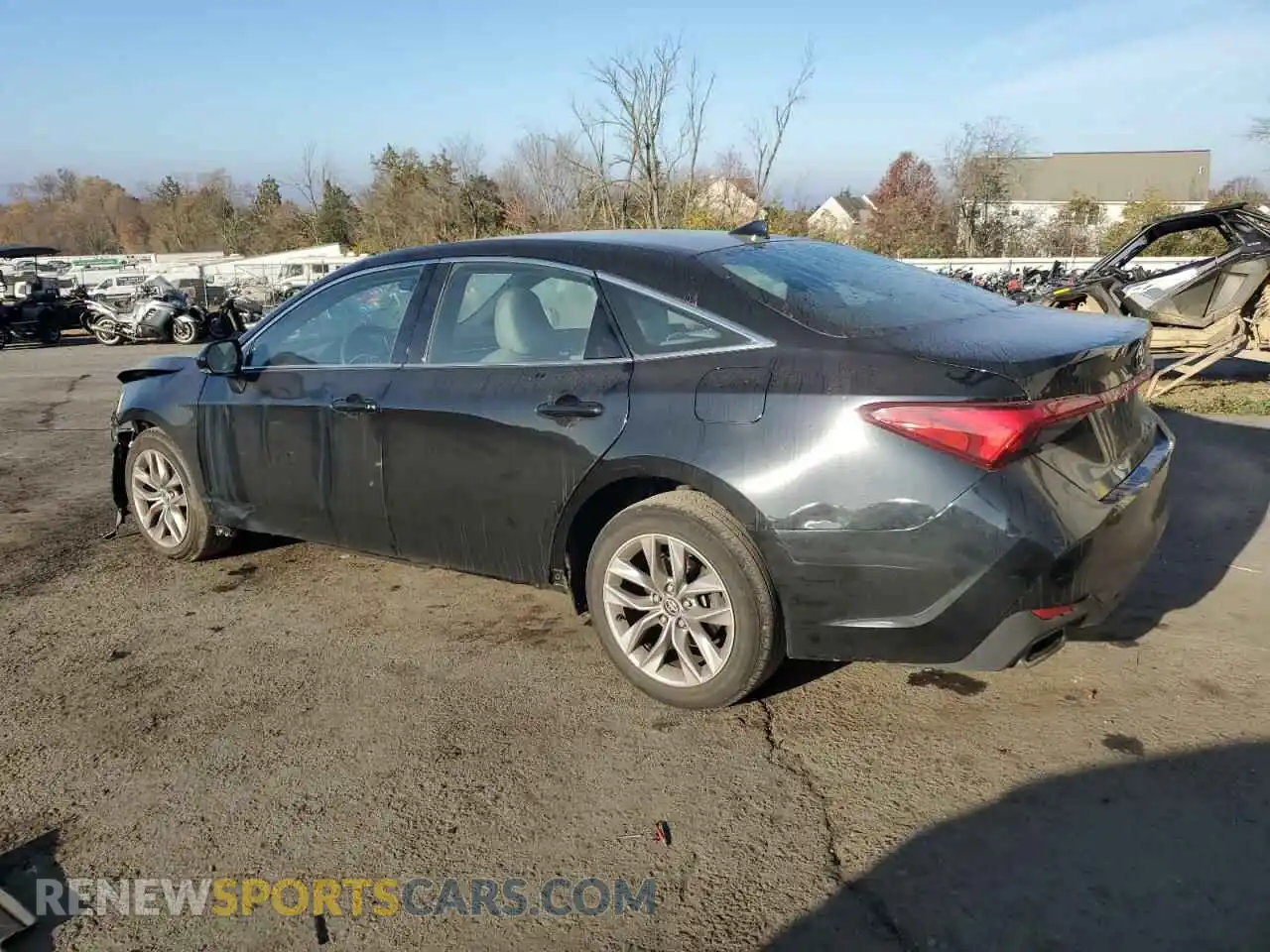 2 Photograph of a damaged car 4T1JZ1FB9LU053717 TOYOTA AVALON 2020