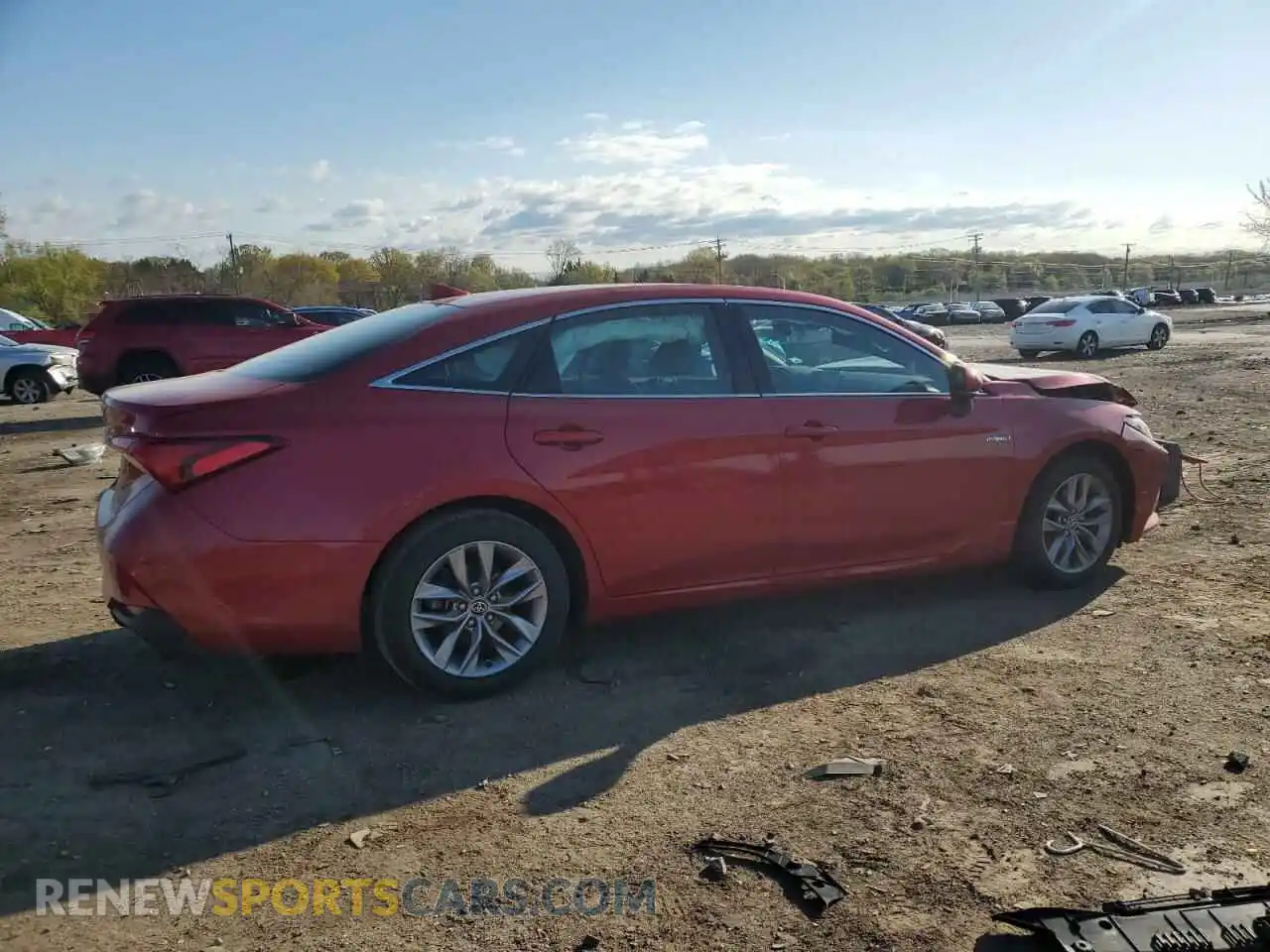 3 Photograph of a damaged car 4T1AA1AB5MU002487 TOYOTA AVALON 2021