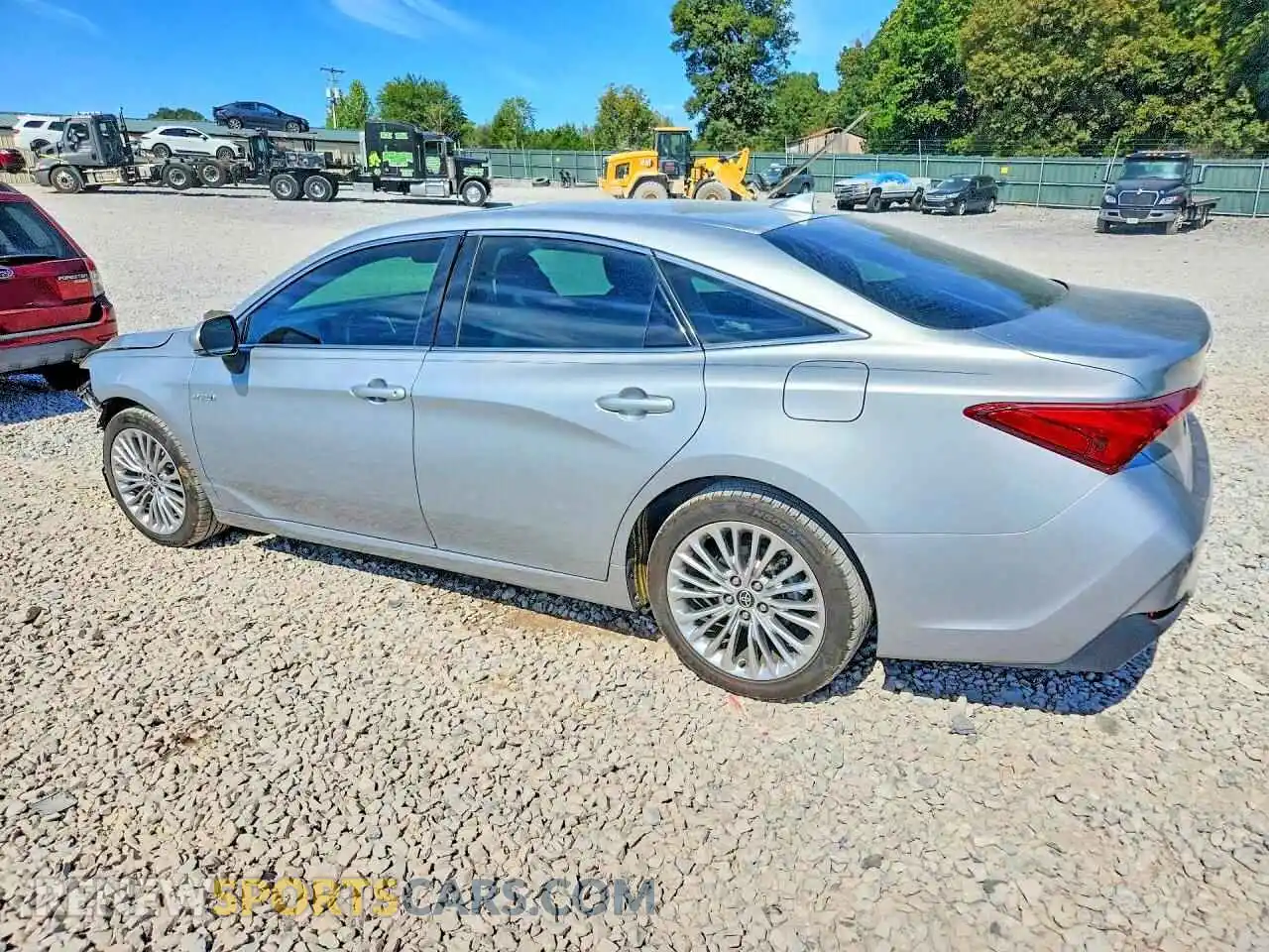 2 Photograph of a damaged car 4T1CA1AB1MU004861 TOYOTA AVALON 2021