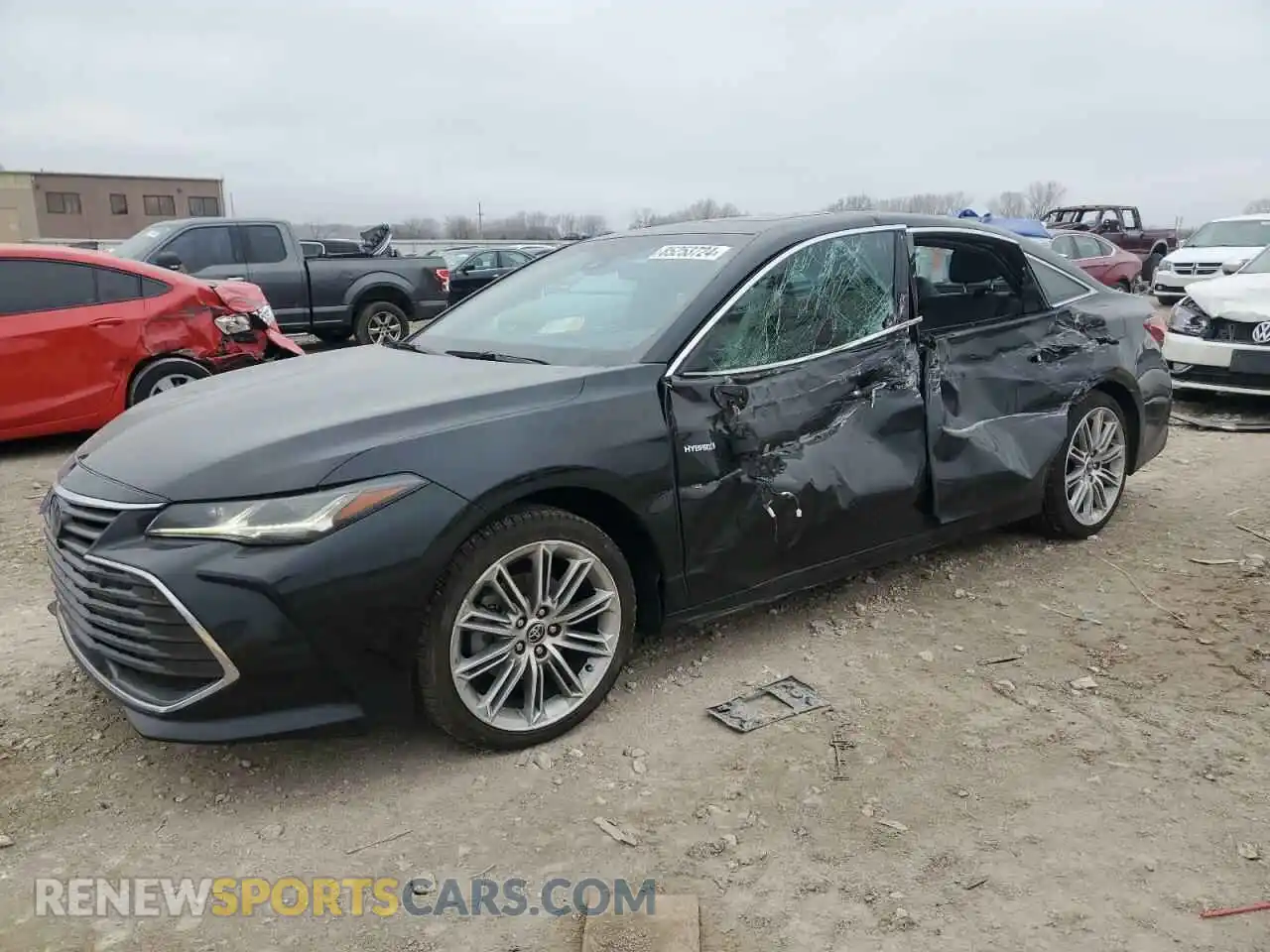 1 Photograph of a damaged car 4T1DA1AB0MU010767 TOYOTA AVALON 2021