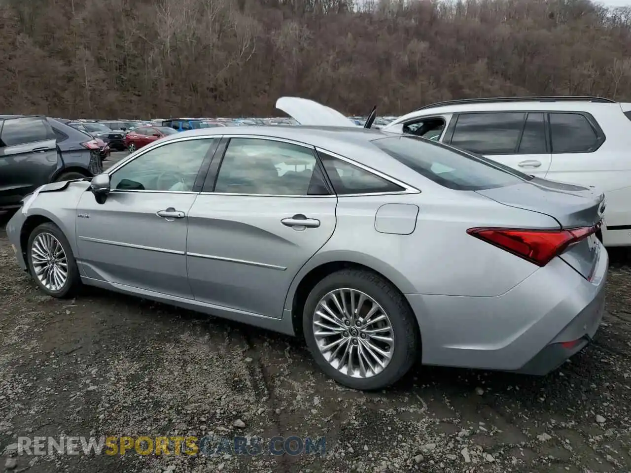 2 Photograph of a damaged car 4T1DA1AB1MU005156 TOYOTA AVALON 2021
