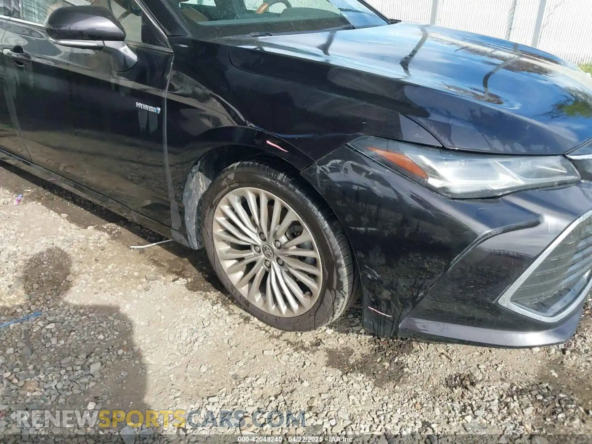 1 Photograph of a damaged car 4T1DA1AB3MU002016 TOYOTA AVALON 2021